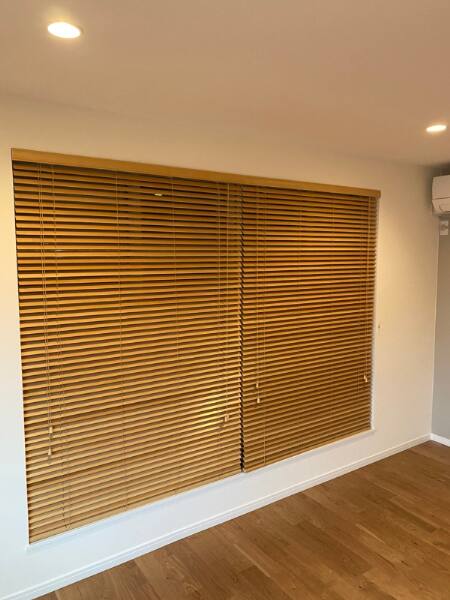 ウッドブラインド